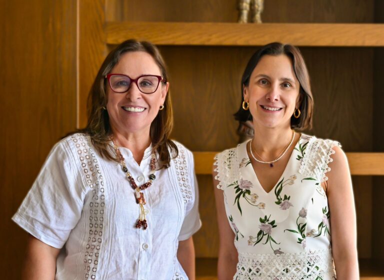 Se reúne Rocío Nahle con la próxima secretaria de Energía del Gobierno de México, Luz Elena González.