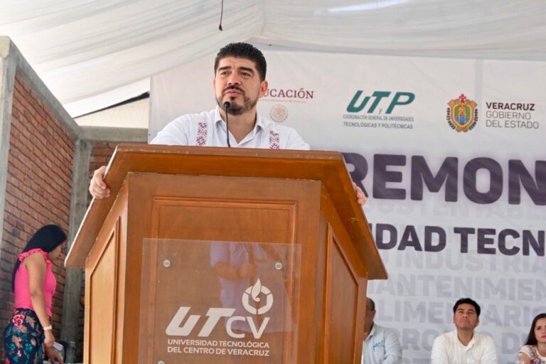 Diputado federal electo, Zenyazen Escobar, reconoce buen manejo de recursos en la UTCV