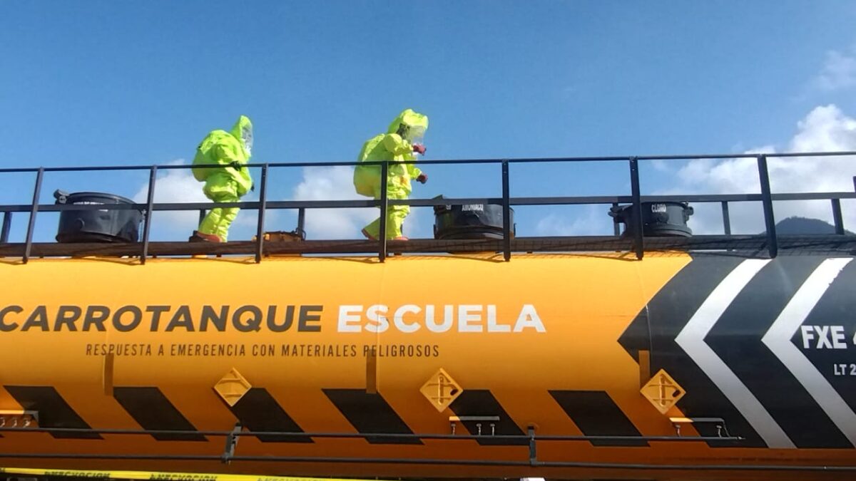 Entrena Ferromex a Protección Civil de Córdoba para atención de emergencias químicas