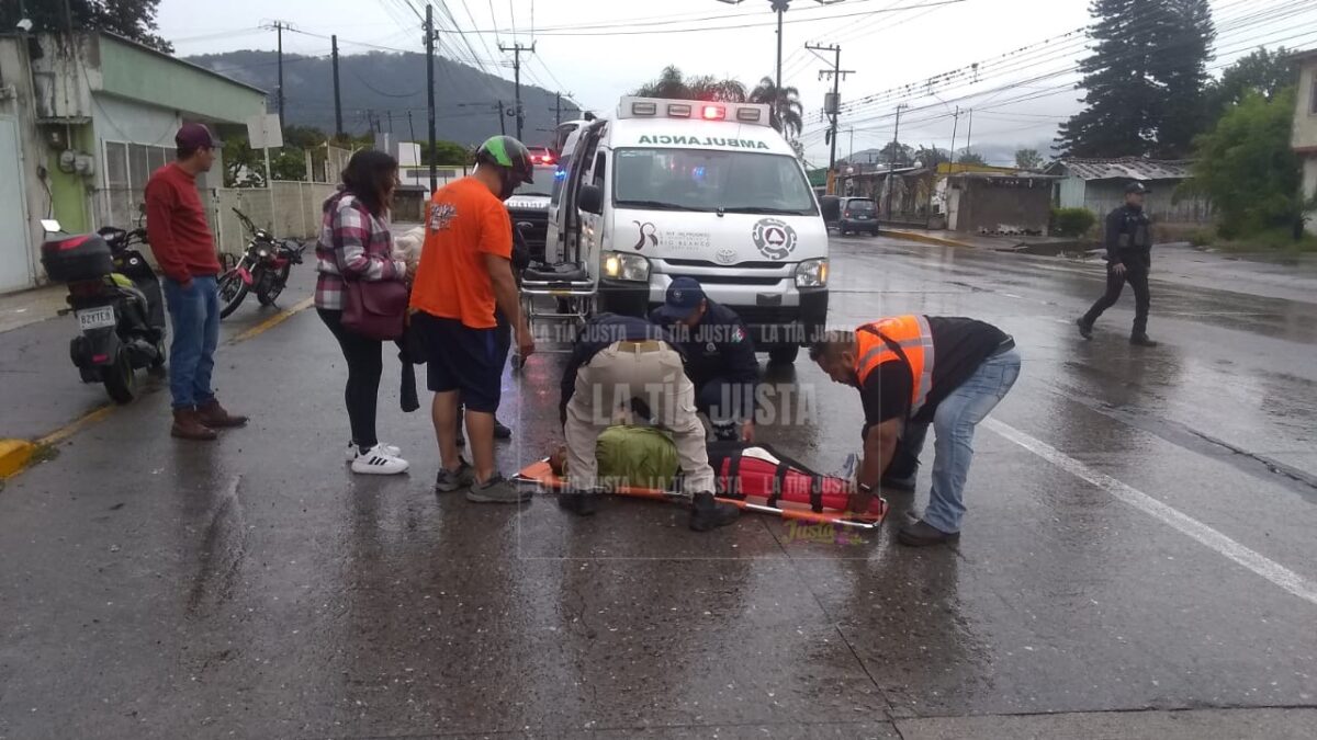 Derrapan motociclistas en Camino Nacional