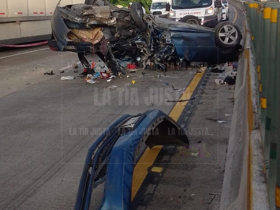 MU3R3 TRAS VOLCAR EN LA AUTOPISTA