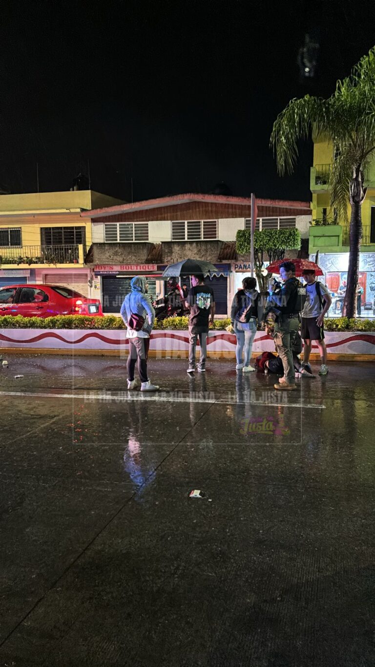 Los atropella y se da a la fuga