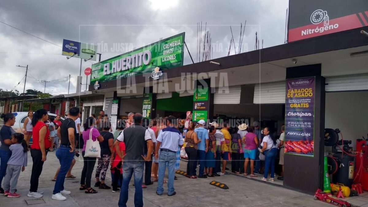Cierran carretera hacia la Luz Palotal