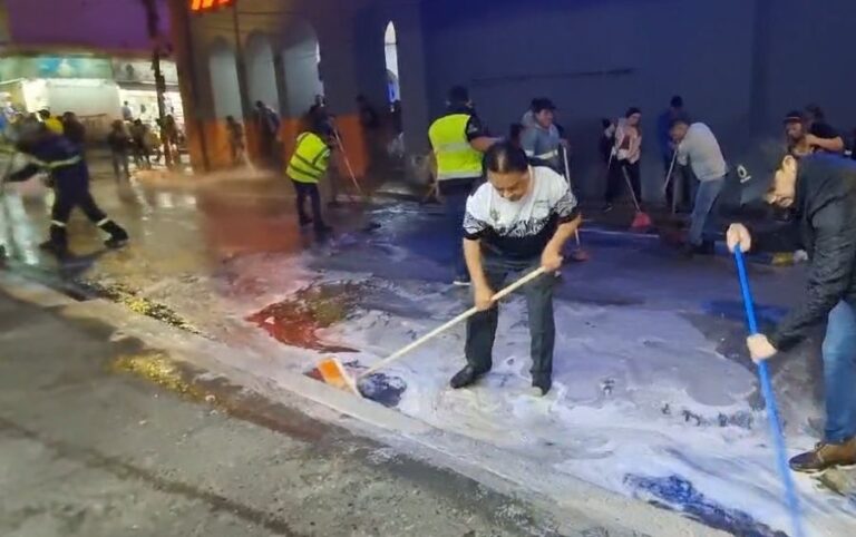 Encabeza el alcalde Juan Martínez segunda jornada de limpieza de calles aledañas al mercado Revolución