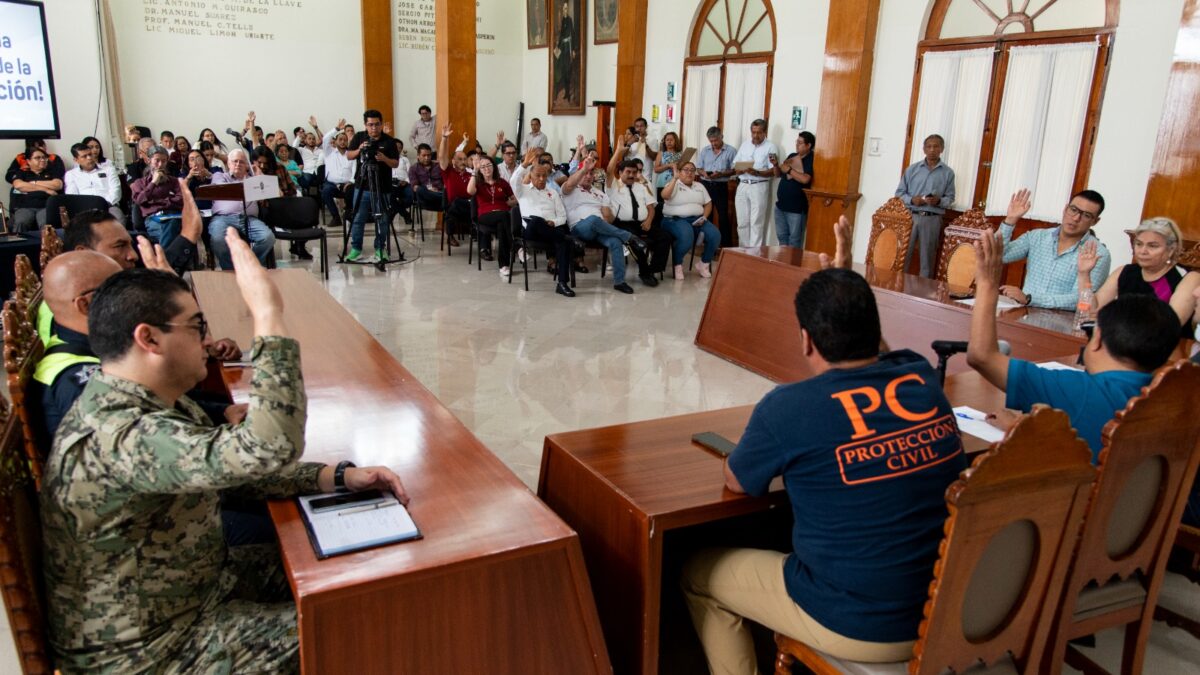 Consejeros de Protección Civil de Córdoba emiten medidas preventivas para salvaguardar la integridad física de familias
