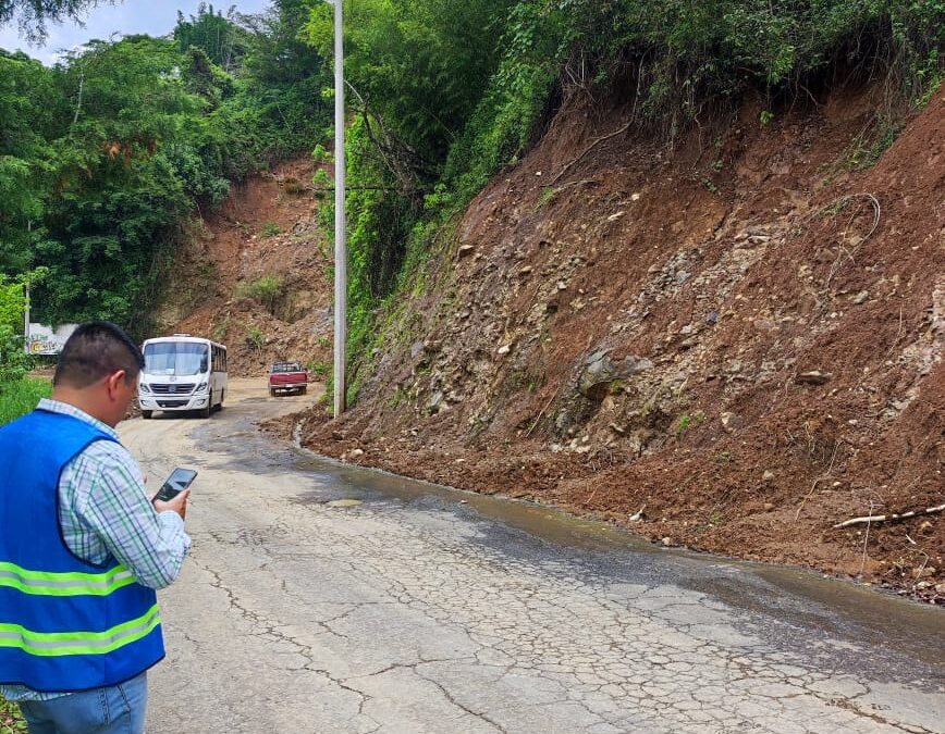 Activan la circulación en la carretera Tecama Calería-Acayotla
