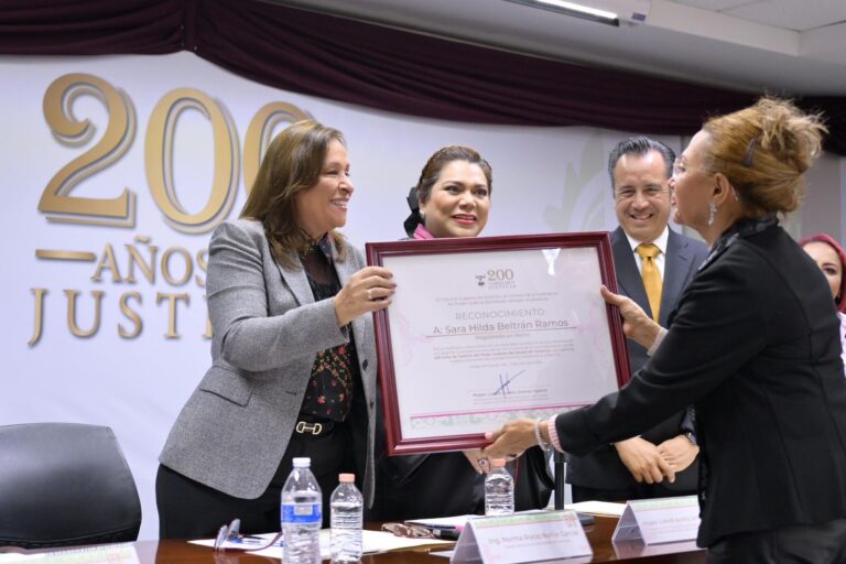 ASISTE ROCÍO NAHLE A CONMEMORACIÓN DE 200 AÑOS DEL PODER JUDICIAL