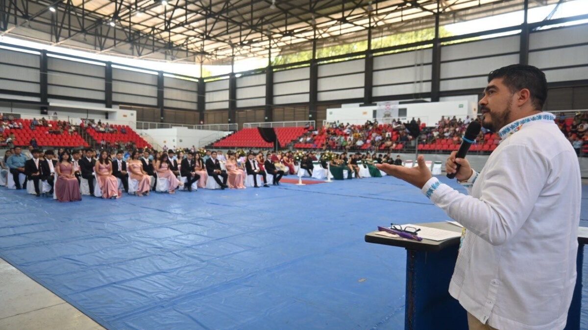 Zenyazen Escobar, diputado electo, reafirma su compromiso con la juventud