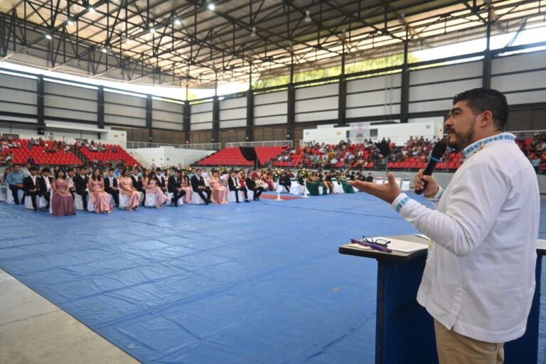 Zenyazen Escobar, diputado electo, reafirma su compromiso con la juventud