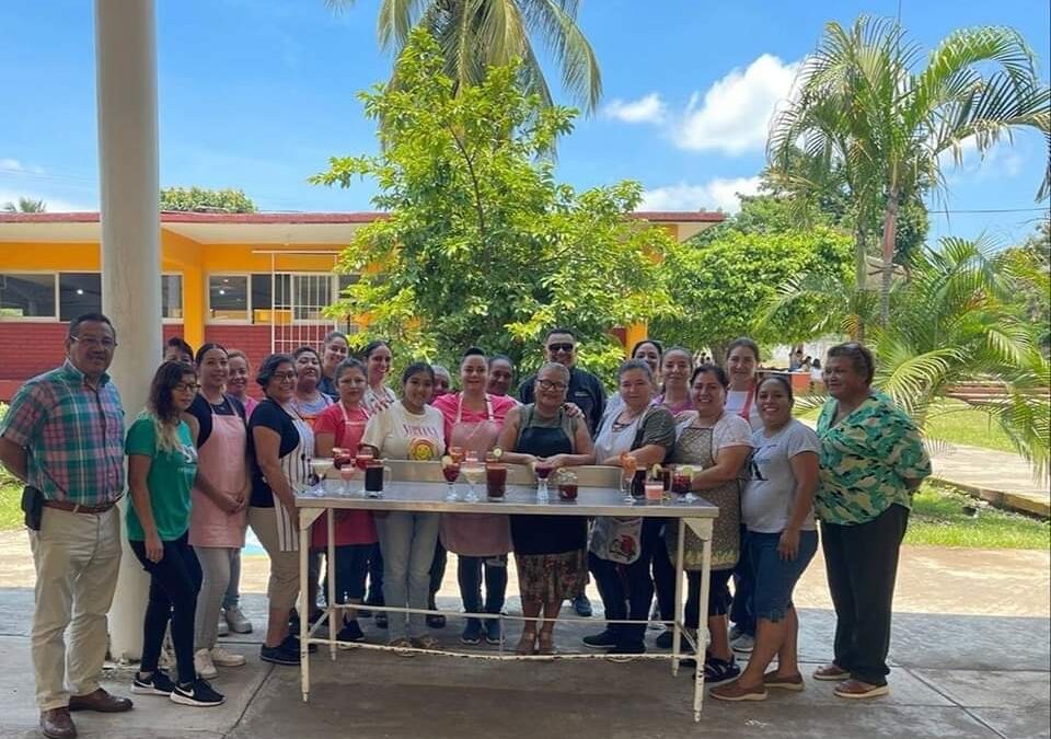 Apoya DIF municipal gestionando aparatos auditivos
