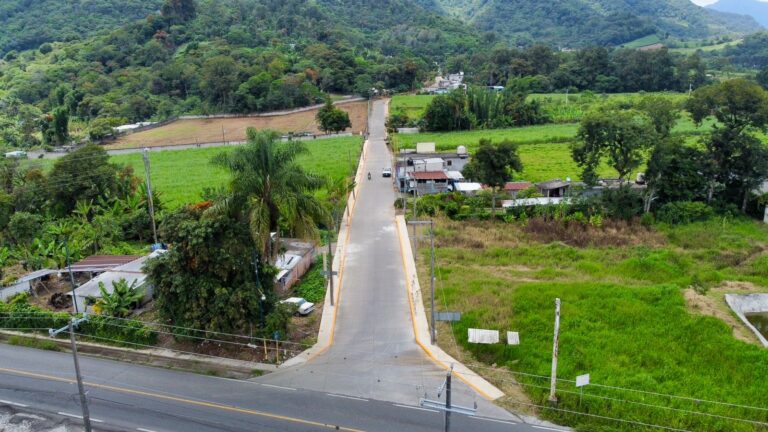 Inauguran obra en Calaquioco