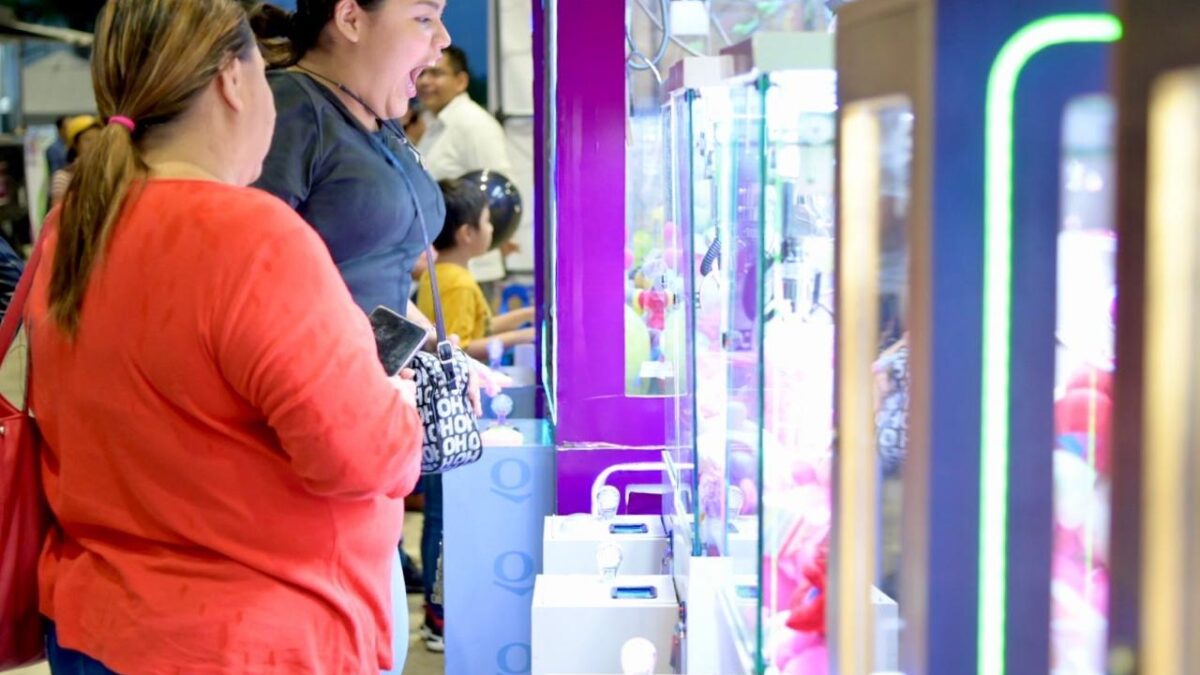 Noche de Baile en Renace la Alegría con la Expo Feria 2024