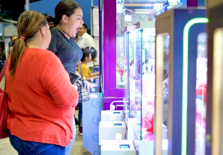 Noche de Baile en Renace la Alegría con la Expo Feria 2024