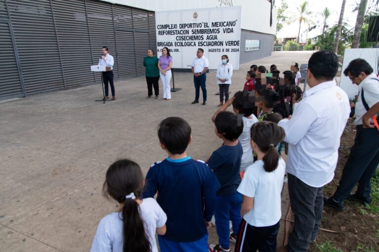 Continúan actividades del programa de reforestación “Sembremos vida, cosechemos agua”