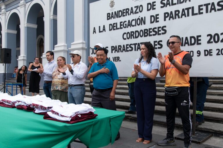 Abandera alcalde Juan Martínez Flores a delegación cordobesa de deporte adaptado