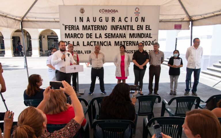 Celebra ayuntamiento de Córdoba la Semana Mundial de la Lactancia Materna