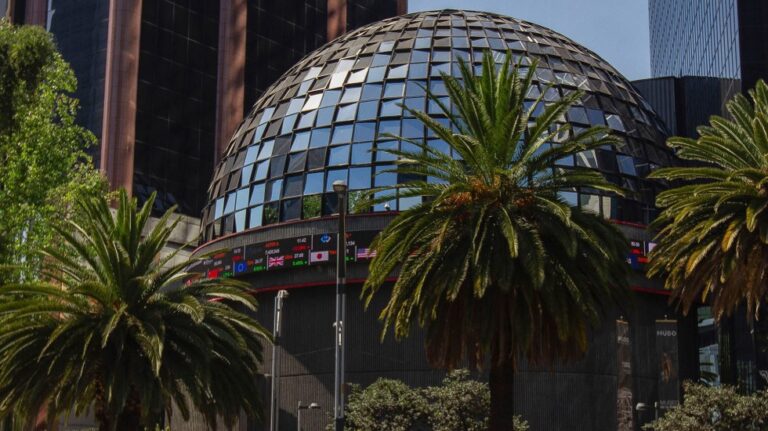  INICIANDO MAL LA SEMANA LA BOLSA DE VALORES EN MÉXICO.