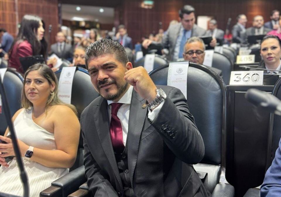 Zenyazen Escobar rinde protesta como diputado federal y reafirma su compromiso con la transformación de México y Veracruz