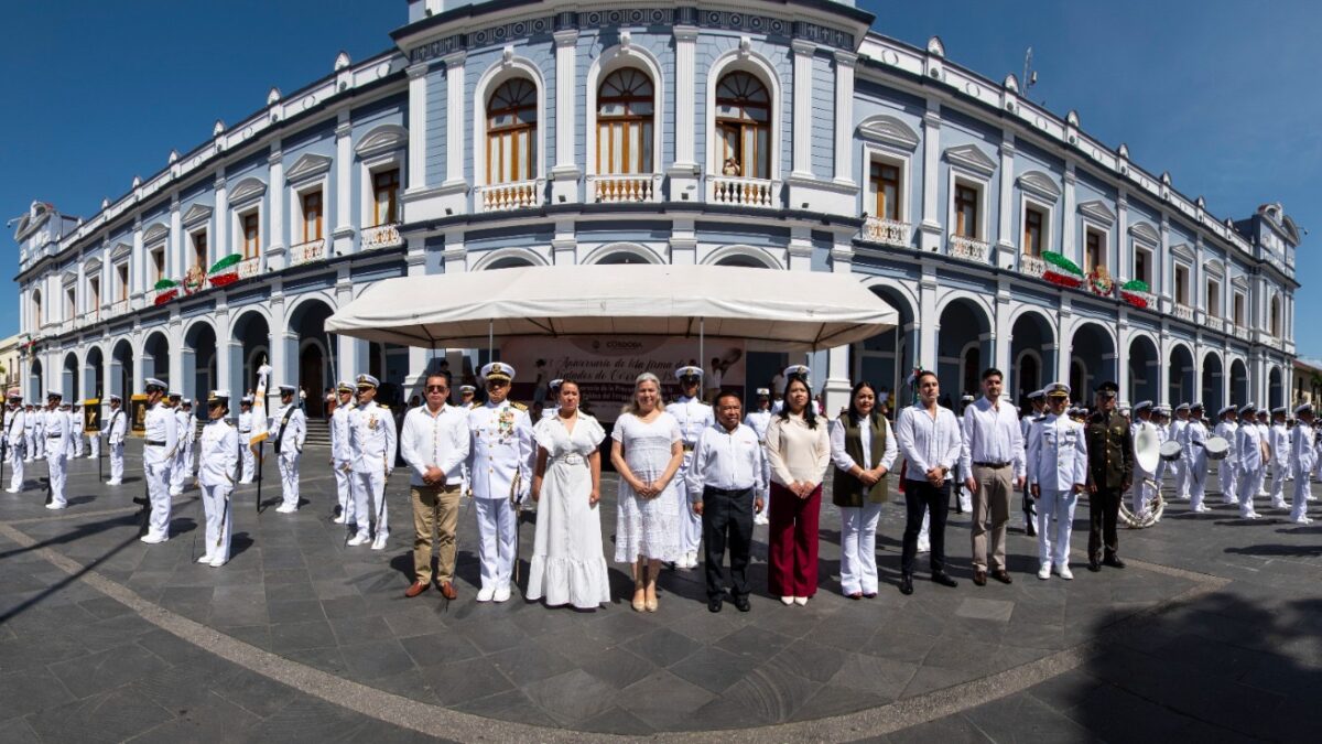 Se cumplen 203 años de la firma de los Tratados de Córdoba; encabeza la Heroica Escuela Naval Militar desfile conmemorativo