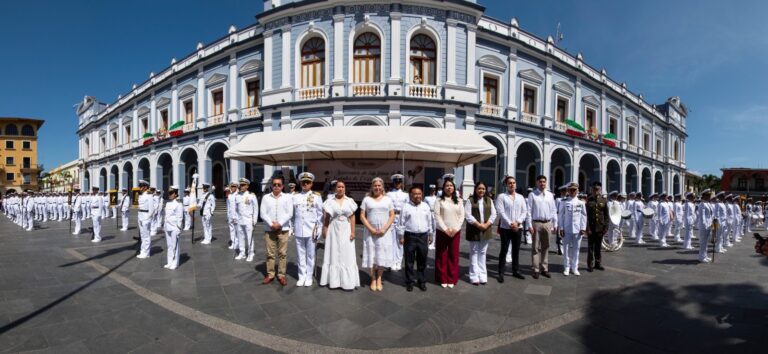 Se cumplen 203 años de la firma de los Tratados de Córdoba; encabeza la Heroica Escuela Naval Militar desfile conmemorativo