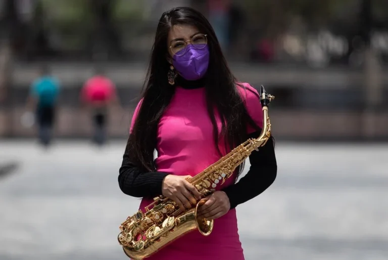 Liberan a 3 de los agresores del ataqu# con ácido contra la saxofonista María Elena Ríos