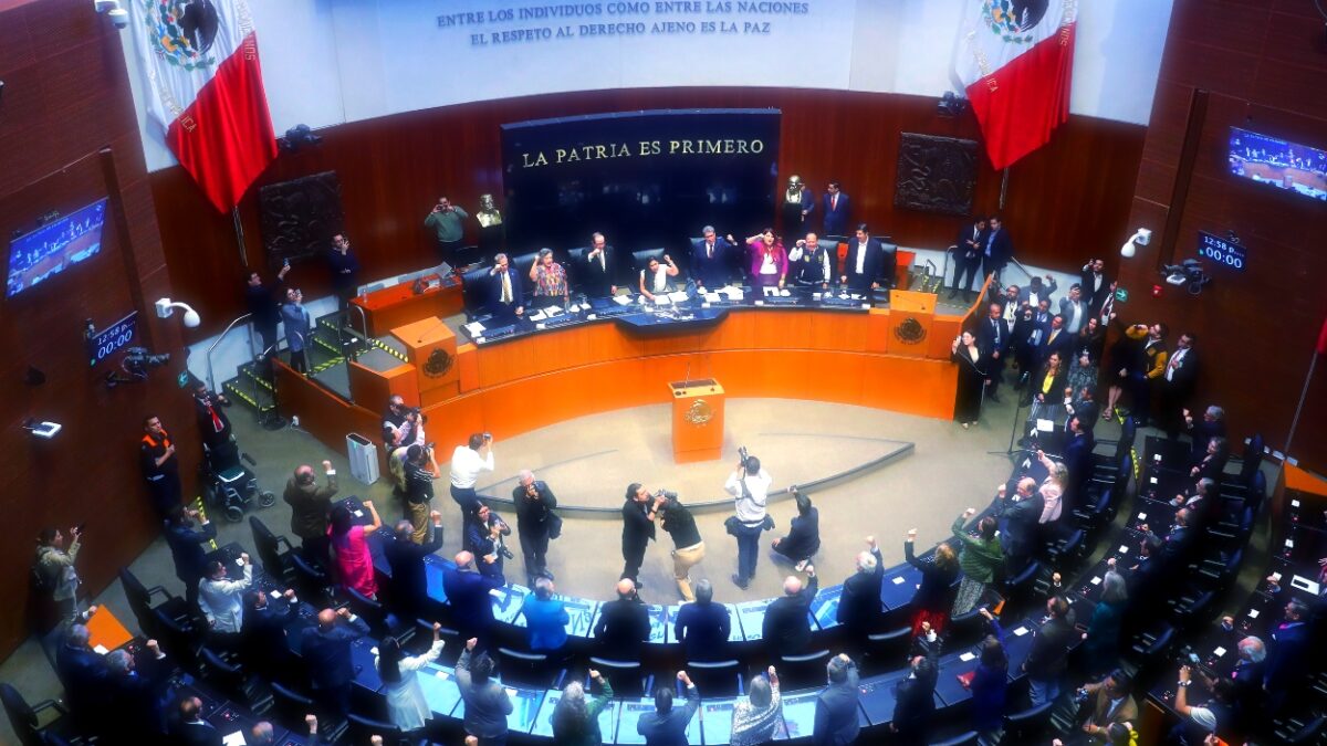 Morena se queda a tres escaños de la mayoría relativa en el Senado