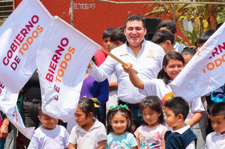 IXTACZOQUITLÁN AVANZA CON MÁS OBRA PÚBLICA