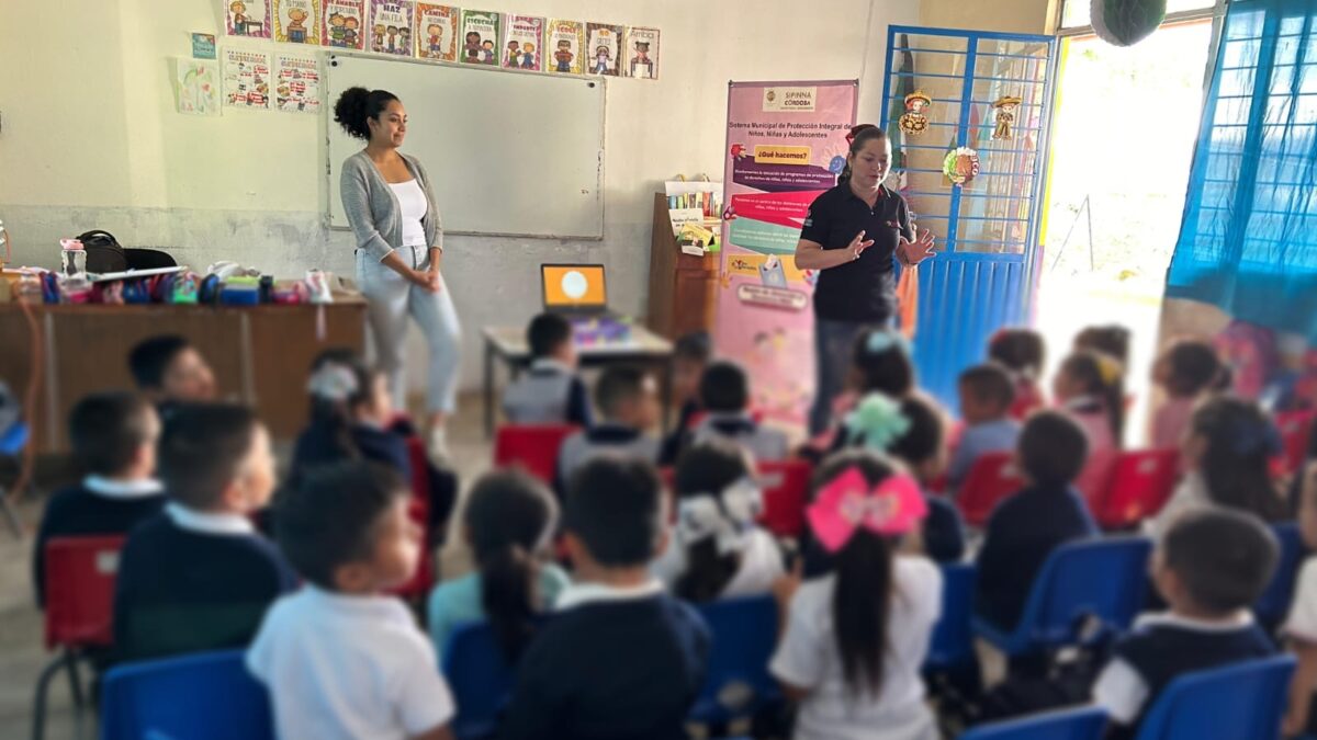 Lleva SIPINNA plática sobre derechos de los niños a la zona rural