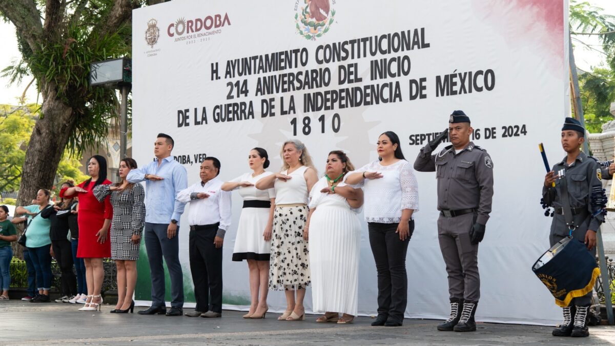 Acto cívico y desfile por el 214 aniversario del inicio de la Independencia Nacional