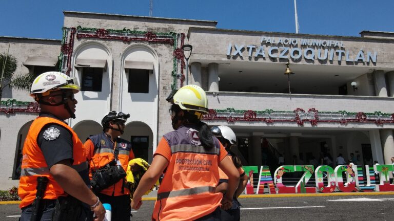 AYUNTAMIENTO DE IXTACZOQUITLÁN SE SUMA AL MACRO SIMULACRO NACIONAL