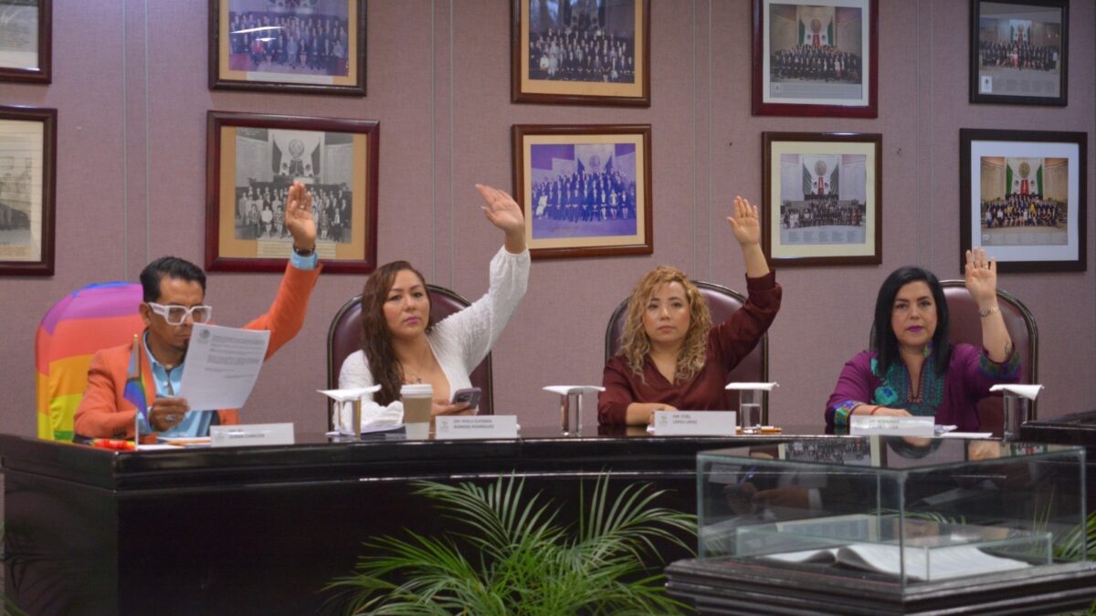 Aprueba Diputación Permanente dictámenes de acuerdo presentados por Comisiones