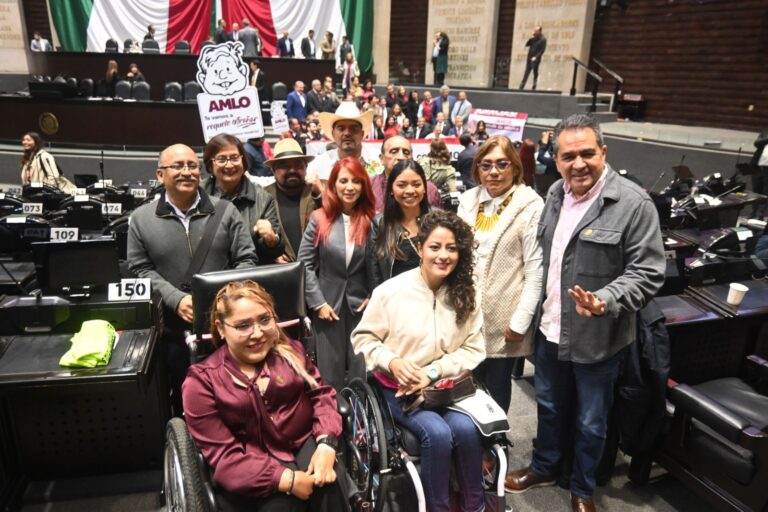 Diputados de Veracruz celebran cumplirle al pueblo de México