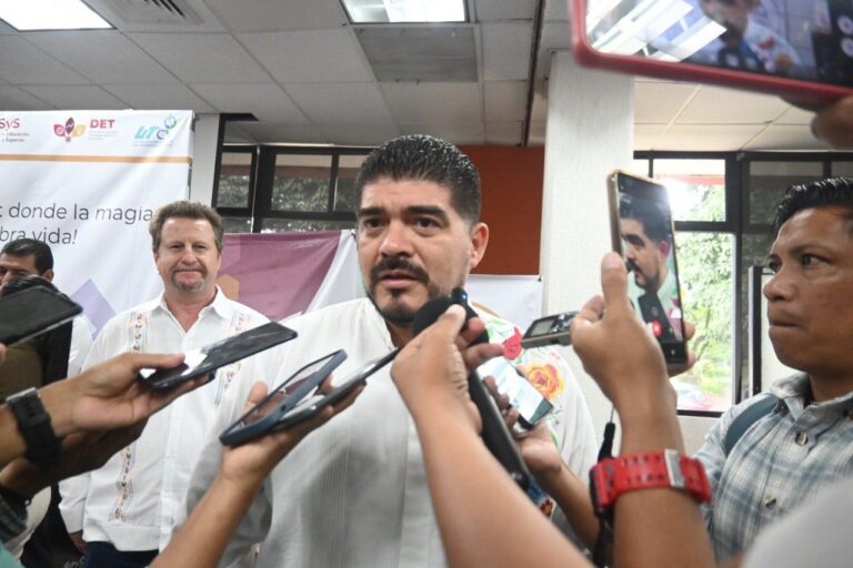 Zenyazen Escobar le dice a los Yunes azules: “Rectificar el camino es de sabios”