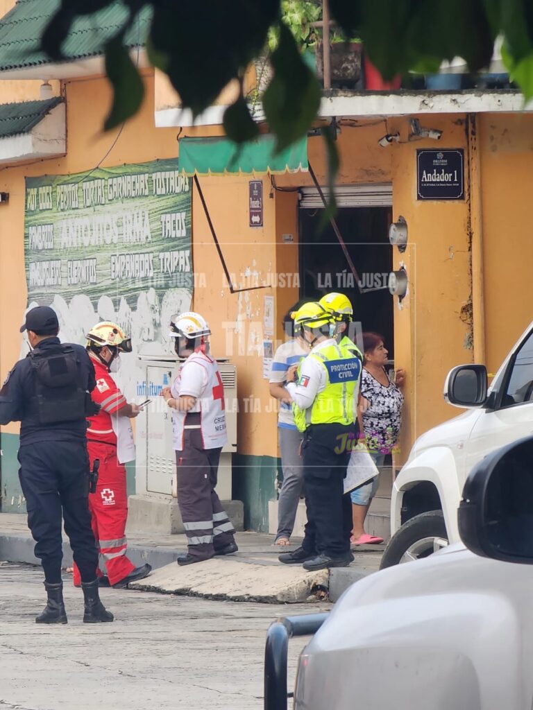 ASESIN# A SUS PADRES Y SE DA A LA FUGA