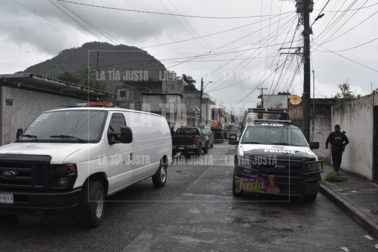 Muer3 tras caer de Escalera en colonia Emiliano Zapata