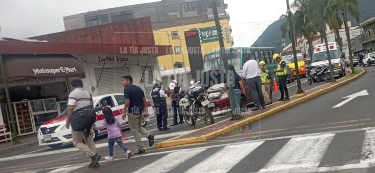 MOVILIZACIÓN POR CONATO DE INCENDIO EN VEHÍCULO