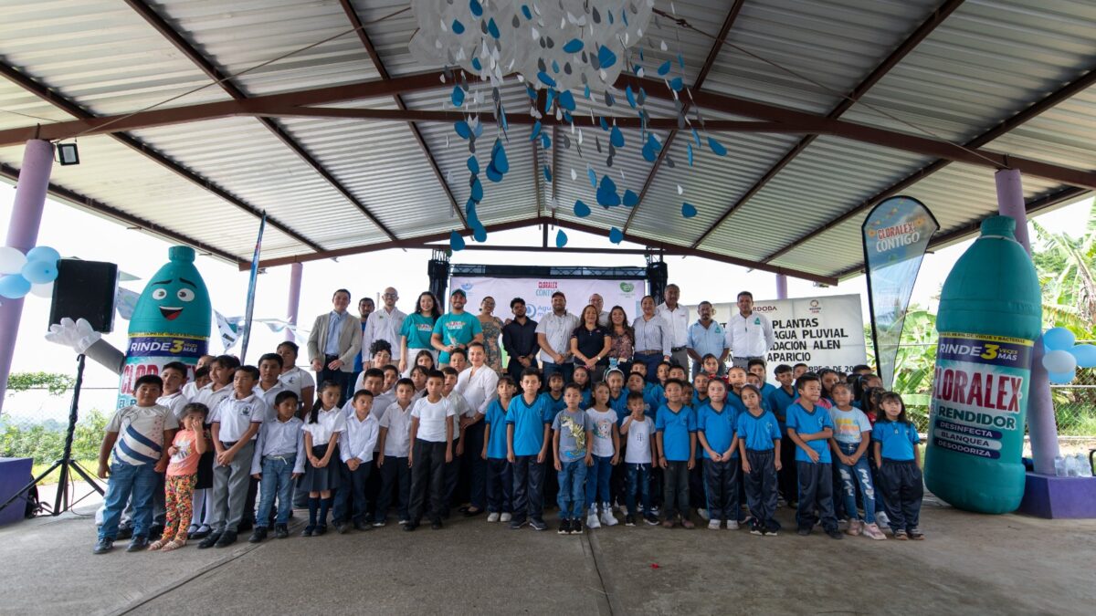Reciben escuelas primarias de la zona rural 3 plantas de captación de agua pluvial