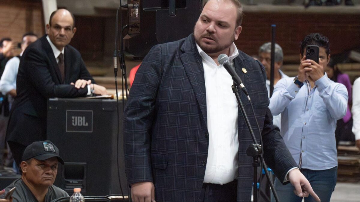 Sergio Gil Rullán Denuncia Sesión Ilegal de Morena en Sede Alterna