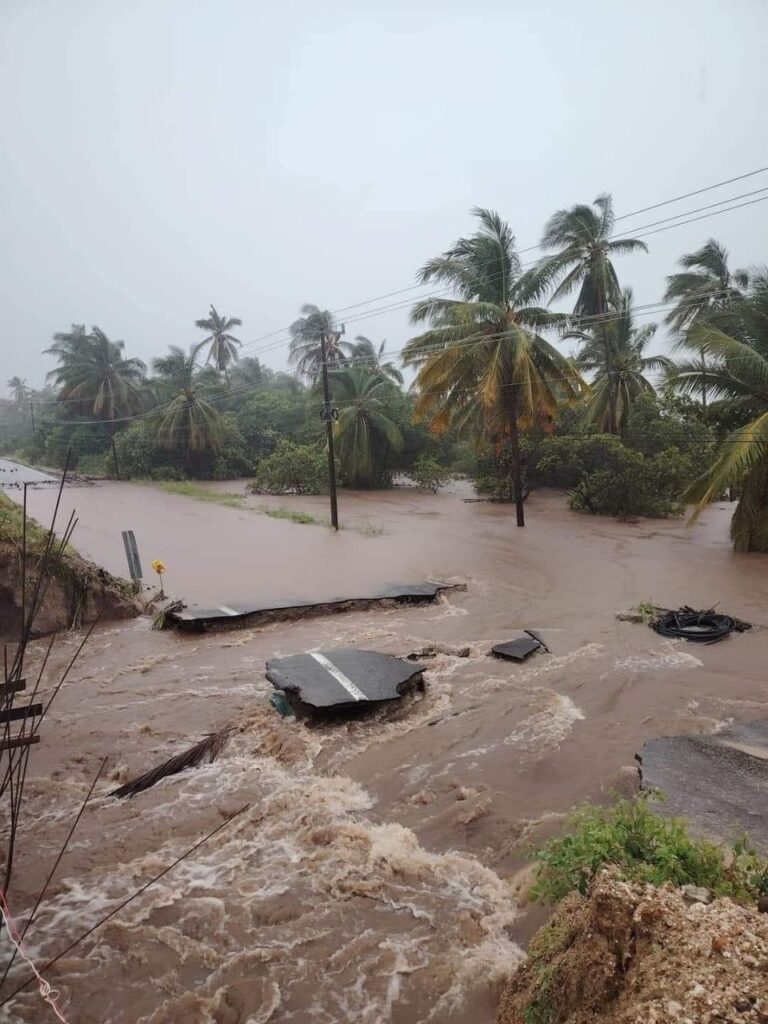John, el huracán ‘zombie’, deja Acapulco bajo el agua: deslaves e inundaciones