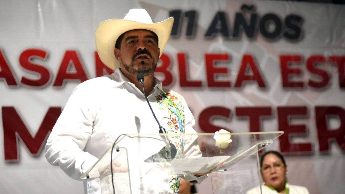 “Aquí está su ejército gobernadora”: Zenyazen Escobar