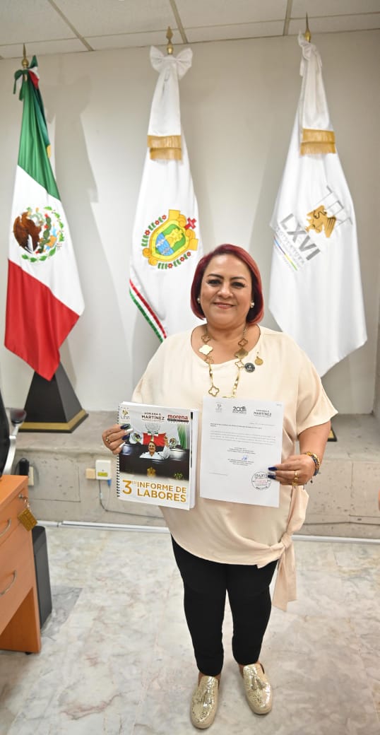 Presidenta del Congreso entrega su Tercer Informe de Labores Legislativas