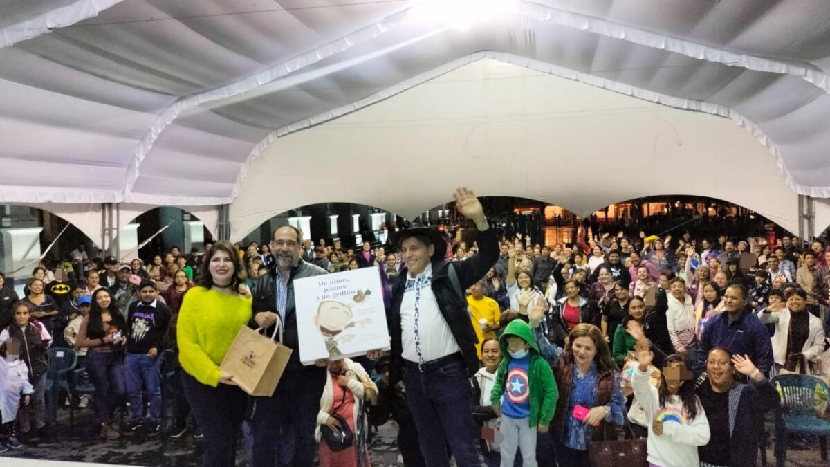 Exitosa presentación de Mario Iván Martínez y Tiburcio Gabilondo en la FIL Córdoba