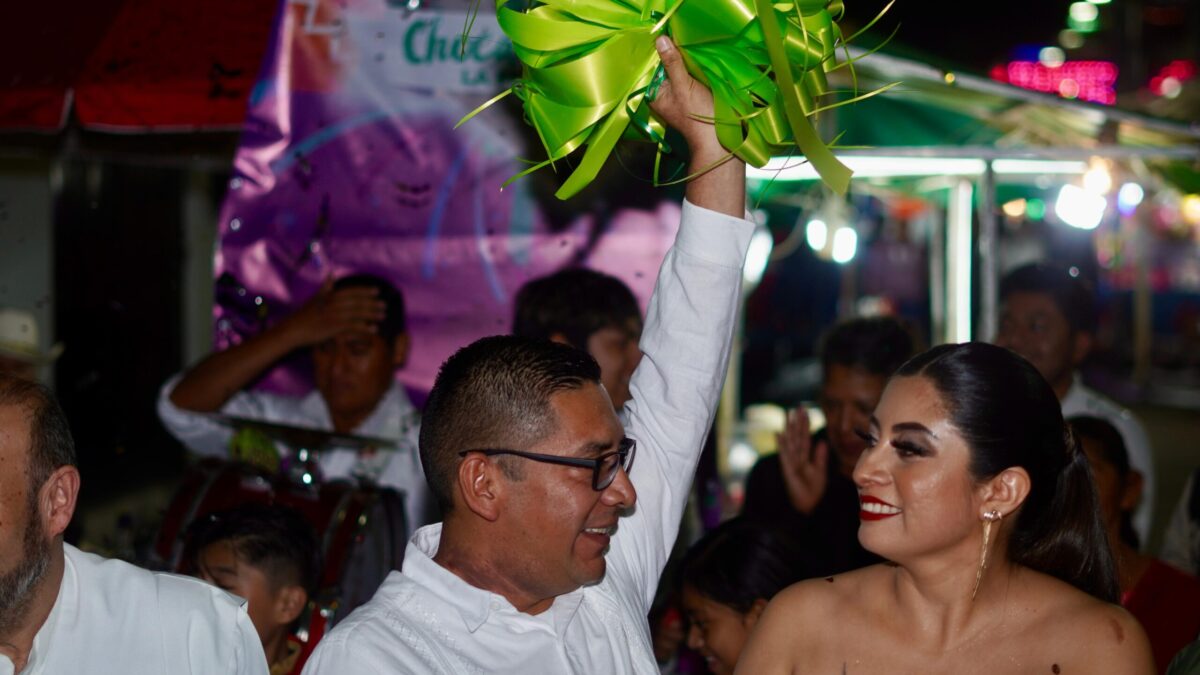 Inauguran “La Feria de Todos” en Chocamán
