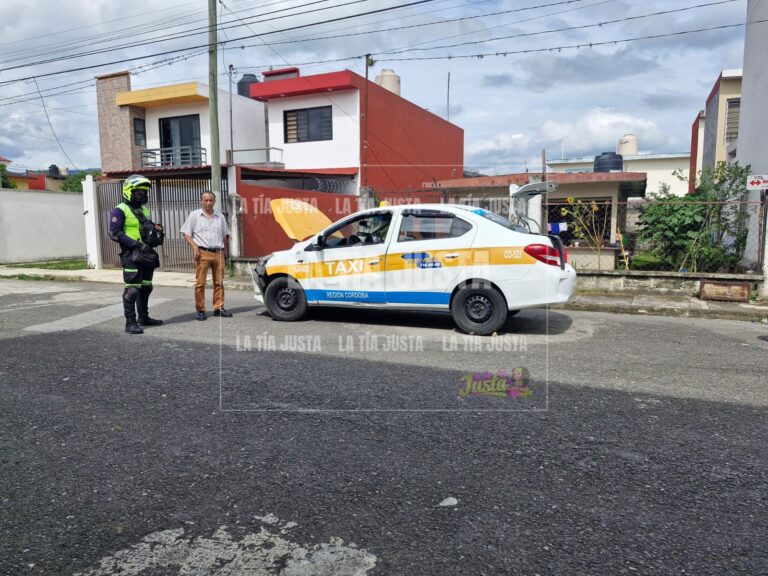 CHOCA TAXISTA Y MOTOCICLISTA
