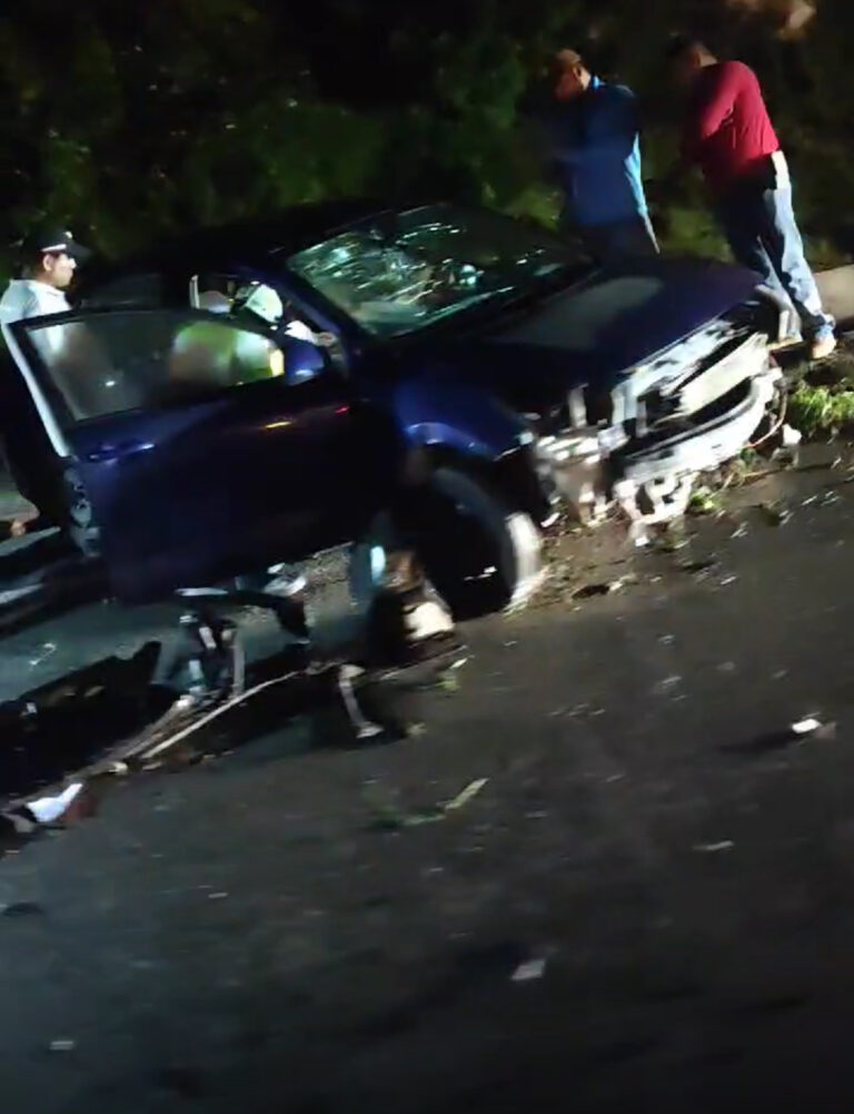 TRES LESIONADOS EN ACCIDENTE