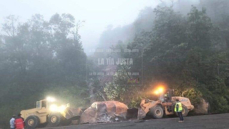 Concluyen trabajos de remoción de rocas y limpieza de la Autopista 150D Orizaba- Puebla