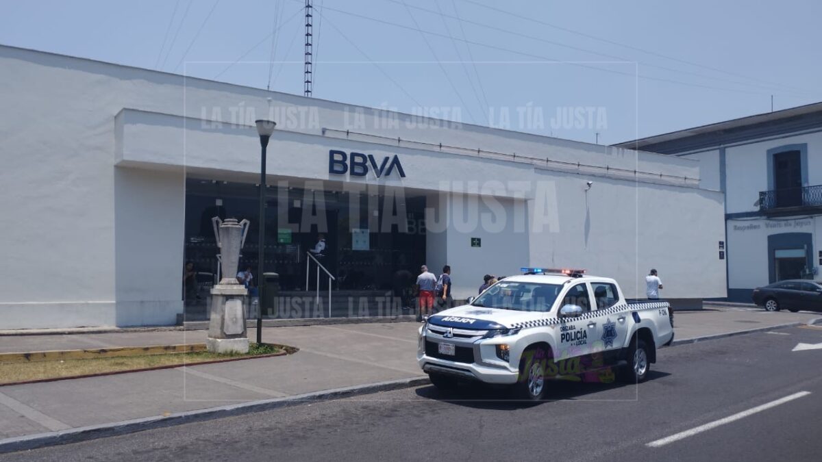 Asalto a cuentahabiente en sucursal bancaria de la Colonia Centro