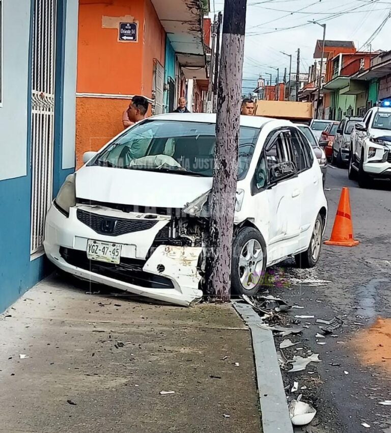 Aparatoso accidente en Colonia Centro