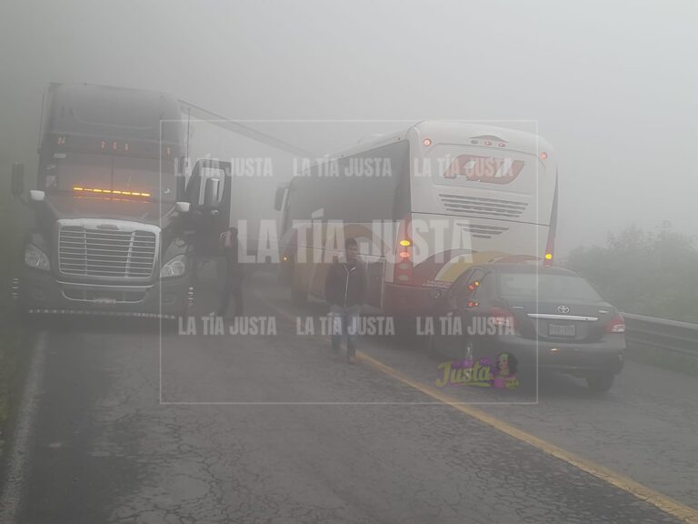 CHOQUE POR ALCANCE ENTRE AUTOBÚS Y VEHÍCULO