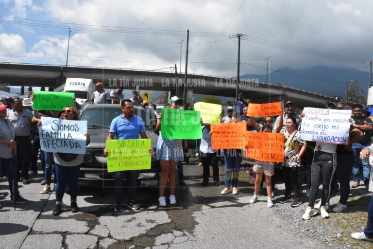 Trabajadores de empresa Femsa Solística exigen liquidación